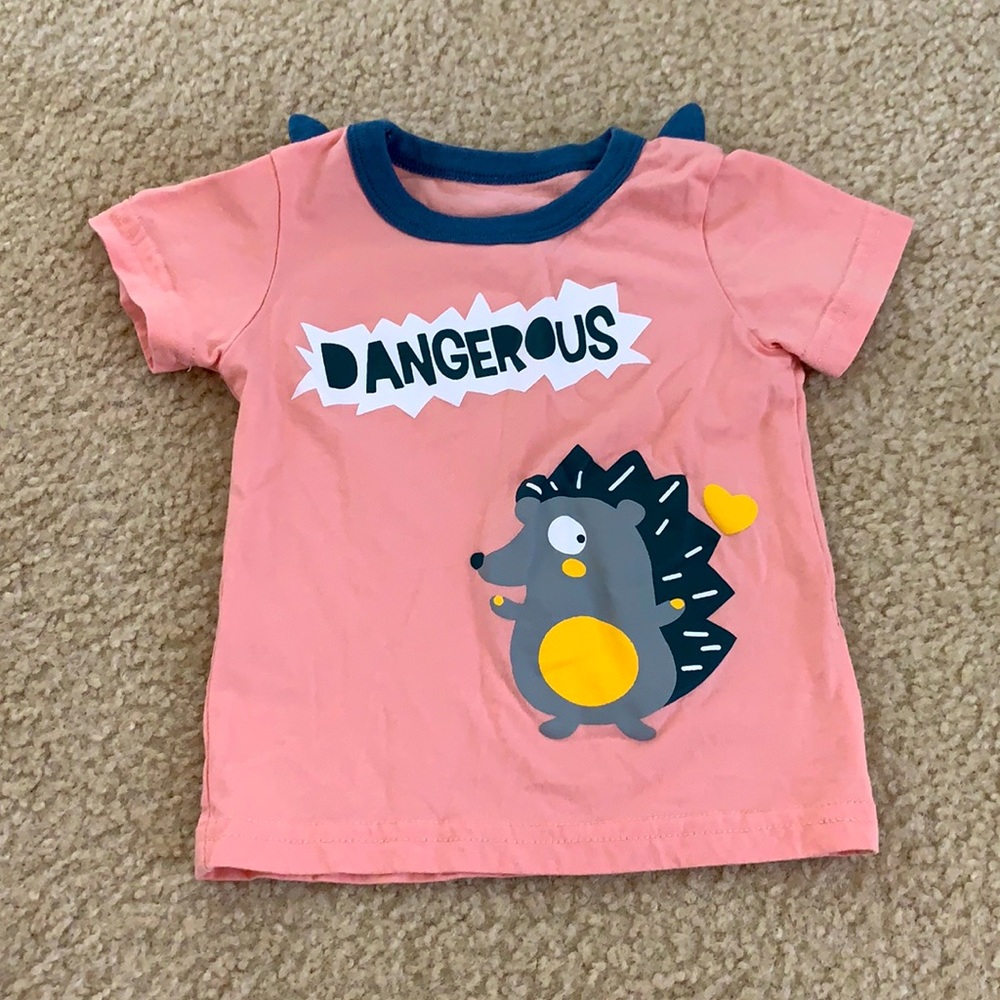 Baby pink graphic tshirt 6-12 months